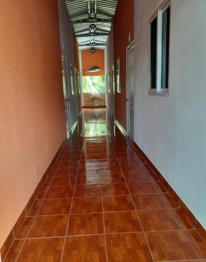 Hotel El Pez Dorado Rio Dulce Town Buitenkant foto